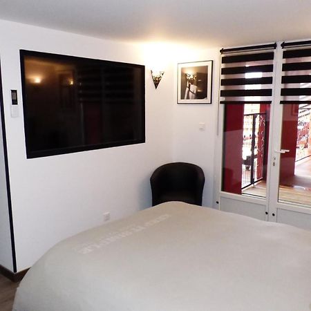 Bed and Breakfast La Colline Aux Yeux Doubs Baume-les-Dames Exterior foto