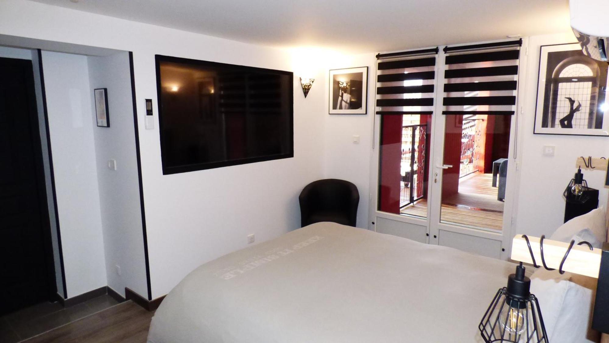 Bed and Breakfast La Colline Aux Yeux Doubs Baume-les-Dames Exterior foto